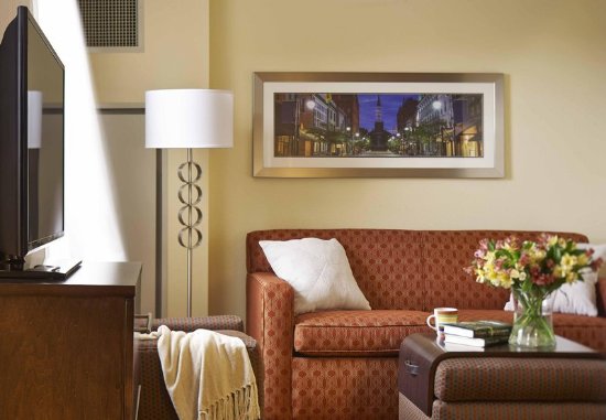 towneplace suites burlington williston reviews
