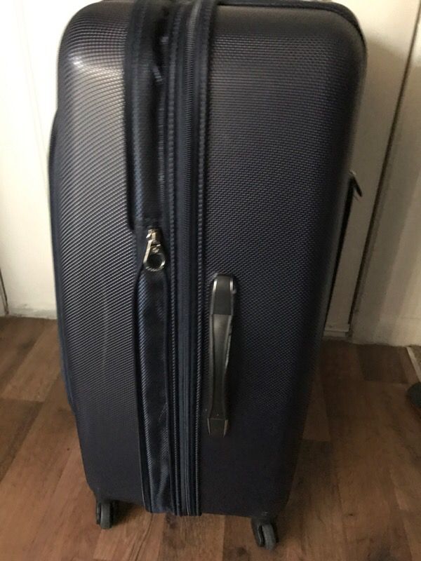 samsonite caravelle ltd luggage review